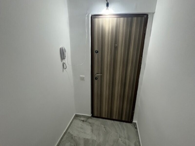 Rahova Ap 4 camere stradal 2 bai 2 balcoane, 20 de min piata Unirii!!