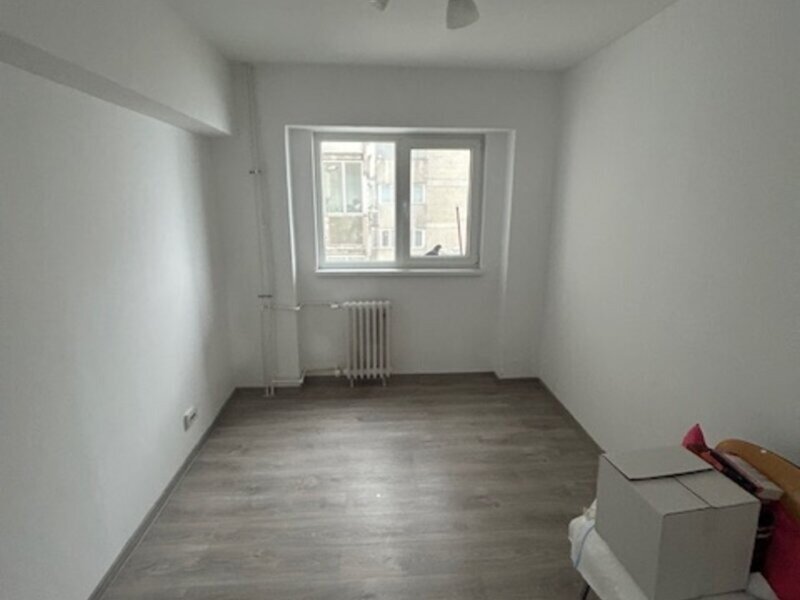 Rahova Ap 4 camere stradal 2 bai 2 balcoane, 20 de min piata Unirii!!